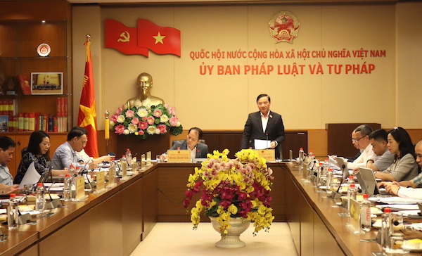 Tổng rà soát hệ thống văn bản quy phạm pháp luật, khơi thông mọi nguồn lực cho phát triển