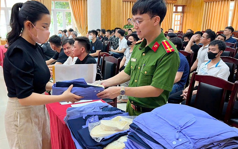 Số lượng phạm nhân được đặc xá lớn nhất từ trước đến nay được về nhà mừng Quốc khánh 2/9