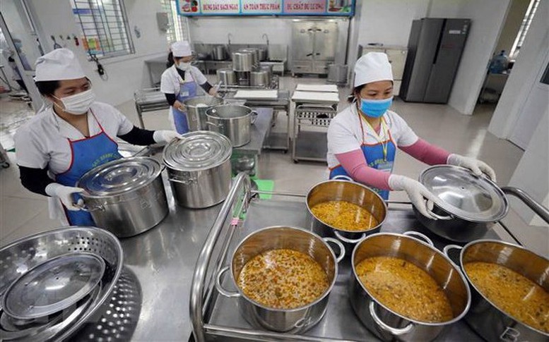 Trách nhiệm khi để thực phẩm bẩn vào các bếp ăn tập thể, trong đó có trường học