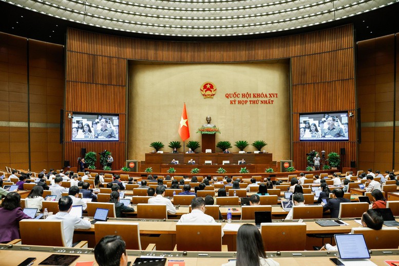 Duy trì công chứng trực tiếp theo địa hạt để bảo đảm an toàn pháp lý bất động sản