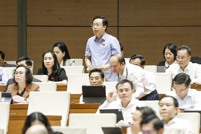 Duy trì công chứng trực tiếp theo địa hạt để bảo đảm an toàn pháp lý bất động sản- Ảnh 2.