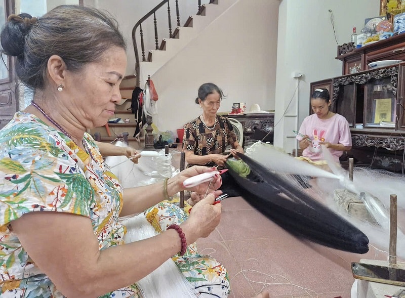 Xã Phú Xuyên: Giữ nghề đan lưới truyền thống, thúc đẩy phát triển kinh tế