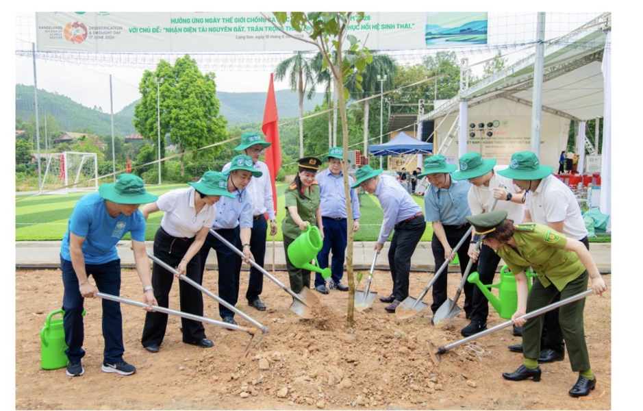 Đẩy mạnh hợp tác công - tư vì mục tiêu phát triển