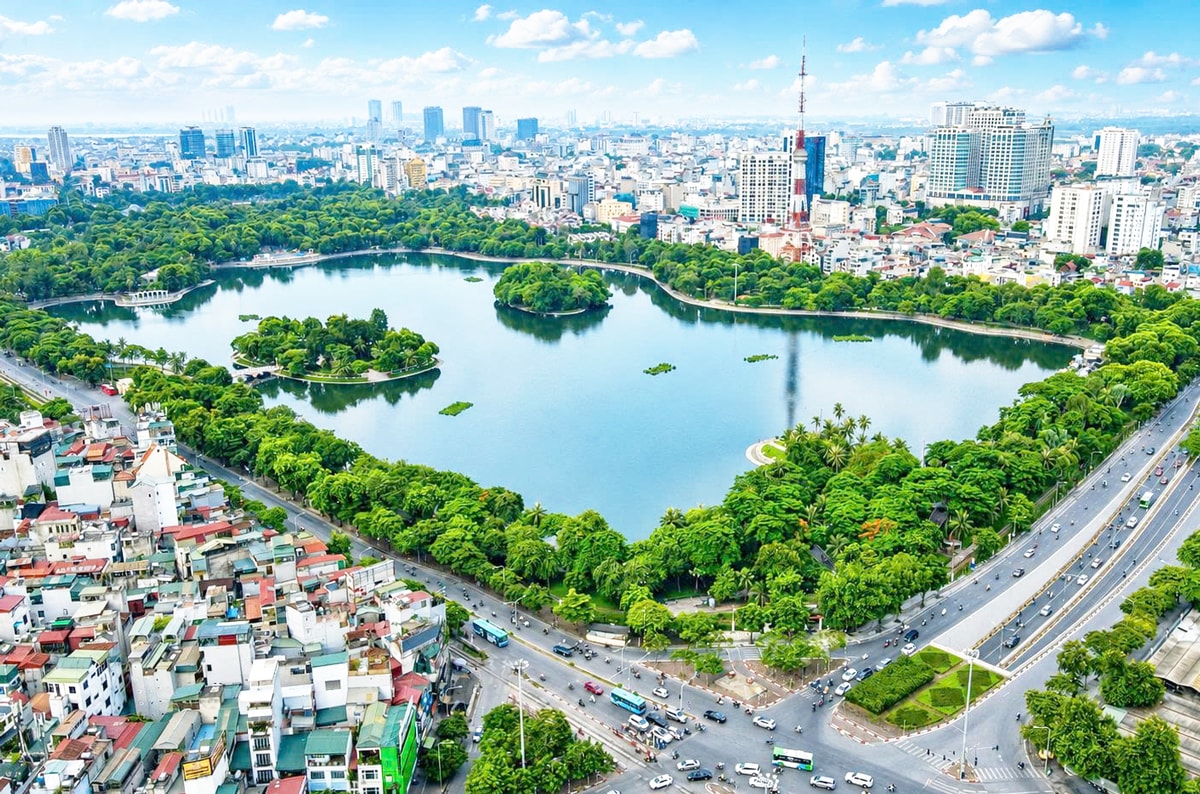 Giảng đường, khu tập thể, sân chơi, vườn hoa: Một phần thành phố nhìn từ ký ức Bài 3:Công viên, vườn hoa, sân chơi - những khoảng xanh trong lòng thành phố