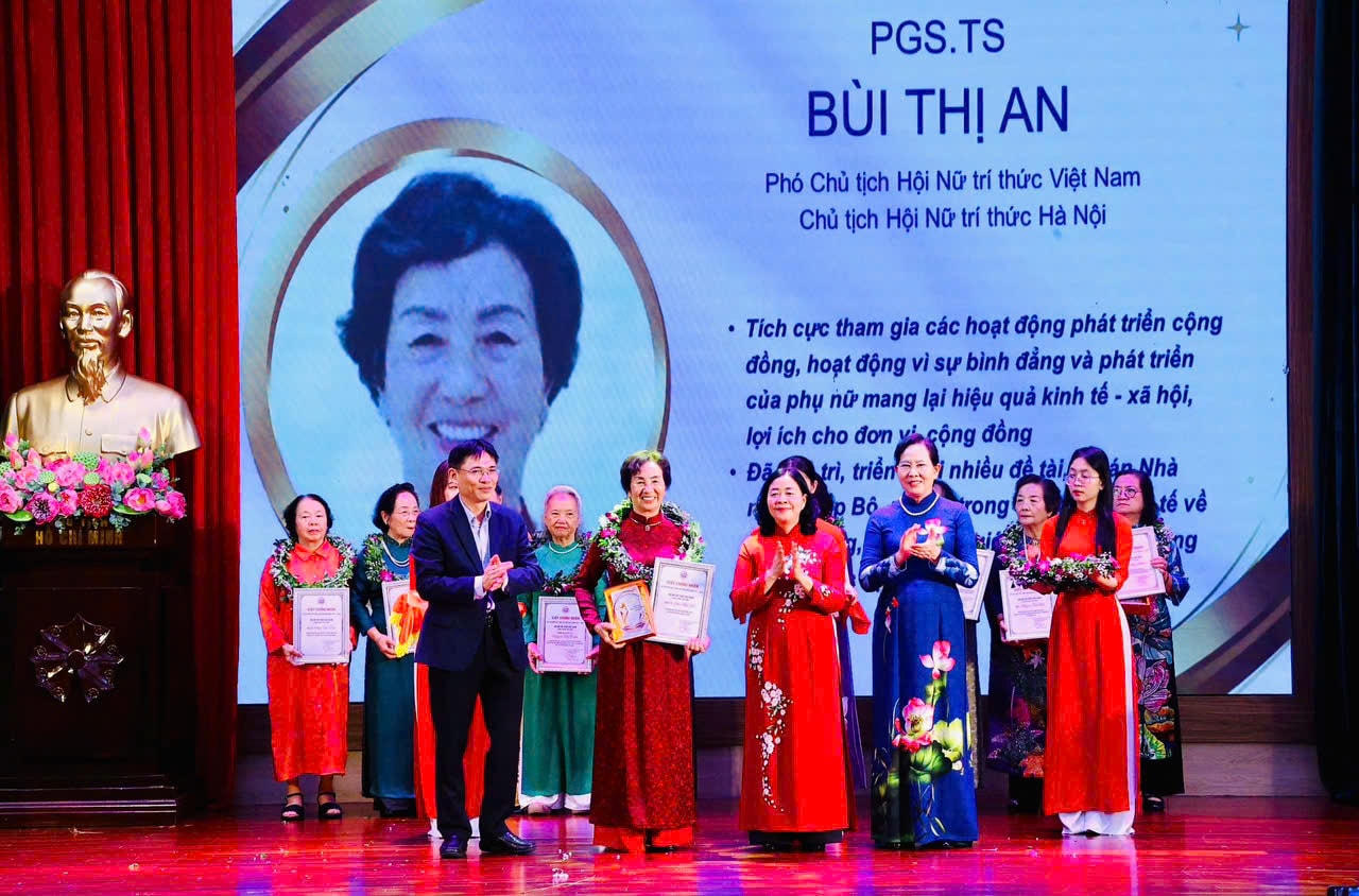 Phụ nữ Việt Nam thời đại mới: Tự chủ, sáng tạo, tự tin hội nhập