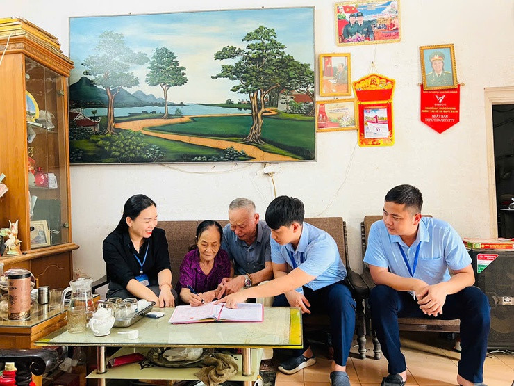 Hà Nội đạt 92,4% hồ sơ bổ sung văn bản ủy quyền chi trả lương hưu và trợ cấp bảo hiểm xã hội