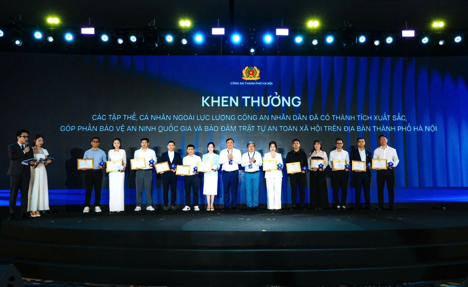 "Trọn niềm tin số - Kiến tạo tương lai": Chung tay lan tỏa sức ảnh hưởng có trách nhiệm