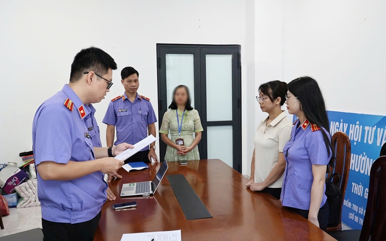 Khởi tố cựu kiểm sát viên làm sai lệch hồ sơ vụ án