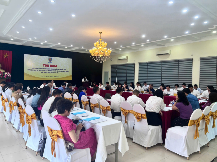 Nhiều ý kiến tâm huyết góp ý hoàn thiện dự thảo Nghị định và Thông tư hướng dẫn thi hành Luật Công chứng
