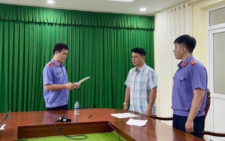 Tước danh hiệu Công an nhân dân đối với cán bộ công an liên quan vụ tai nạn giao thông khiến nữ sinh tử vong
