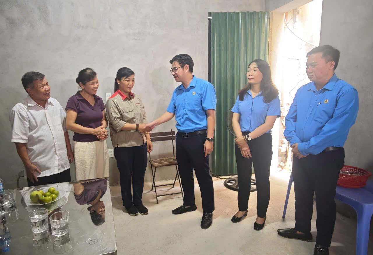 Công đoàn kịp thời "tiếp sức" người lao động khó khăn bằng mái ấm nghĩa tình
