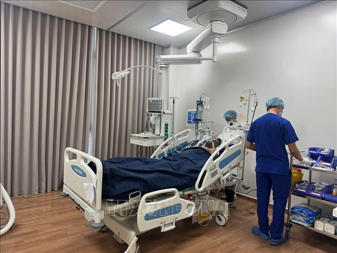 Hoàn tất việc cứu hộ và tập trung khắc phục hậu quả vụ tai nạn lật ca nô du lịch ở Phú Quốc
