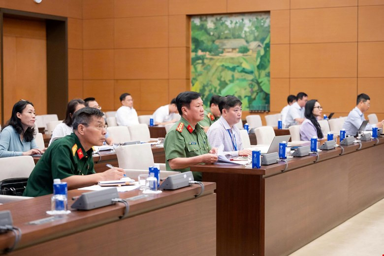 quoc-hoi-sang-14-7-bhxh-3.jpg