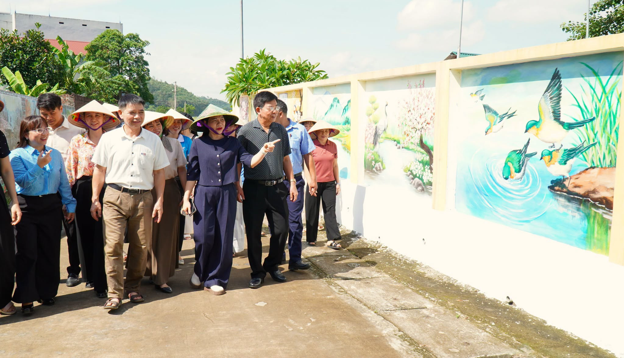 tranh-bich-hoa-3.jpg