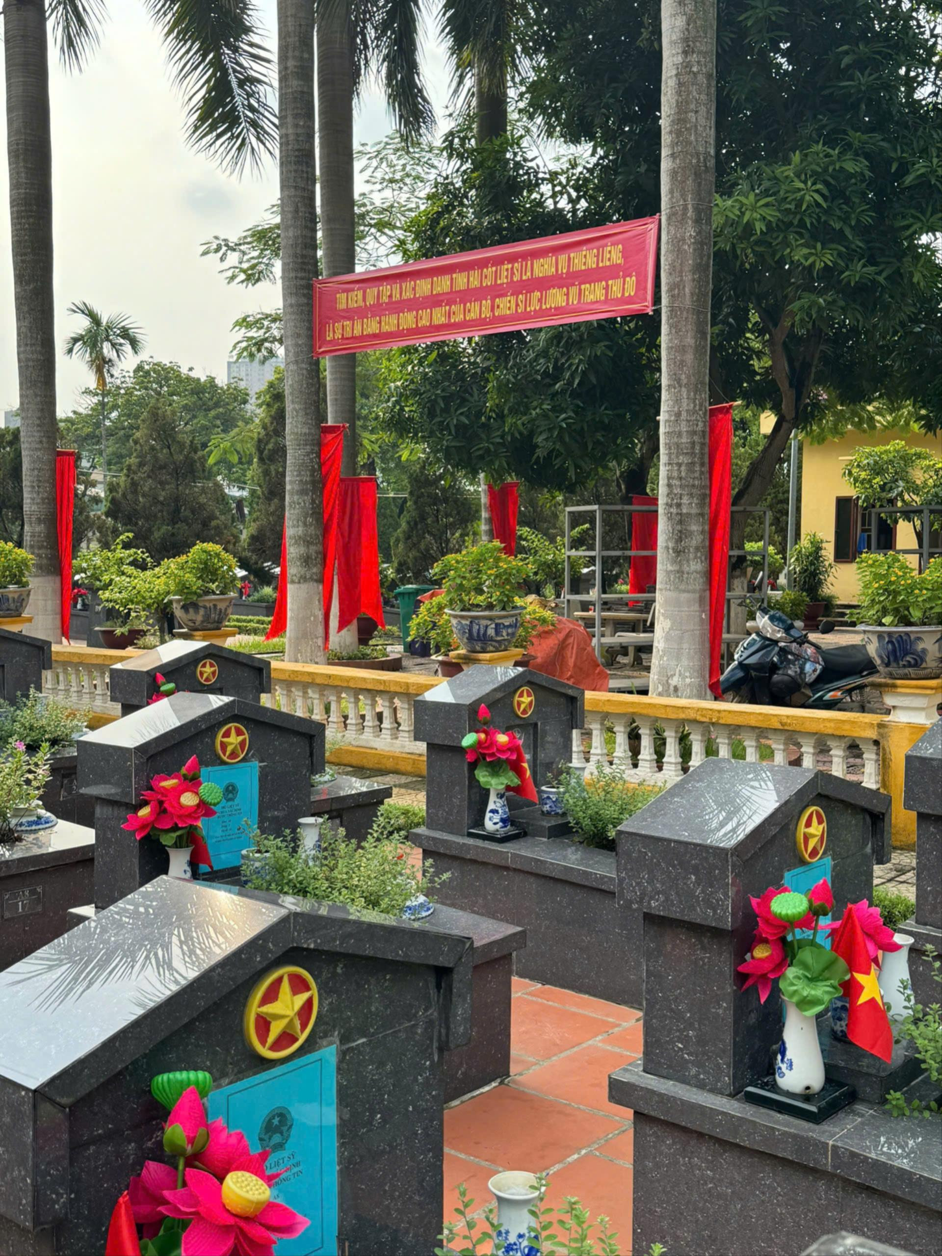 Ngày 2-8, Hà Nội triển khai lấy mẫu hài cốt liệt sĩ tại Nghĩa trang liệt sĩ Nhổn