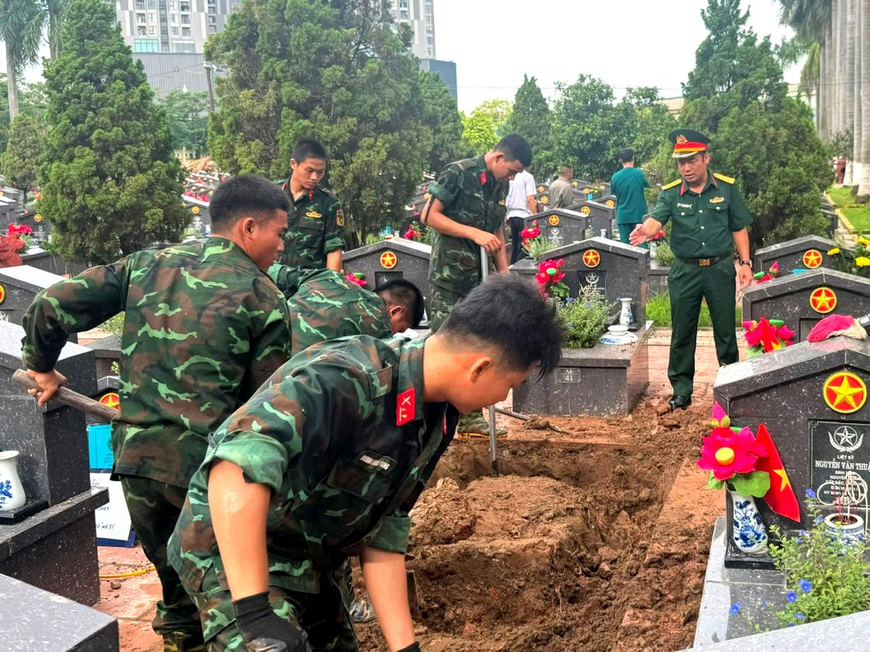Hà Nội: Yêu cầu đẩy nhanh tiến độ lấy mẫu, bàn giao mẫu hài cốt liệt sĩ
