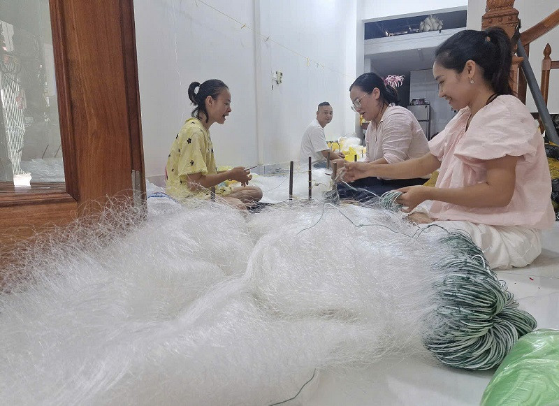 Thúc đẩy phát triển kinh tế ở làng nghề đan lưới truyền thống