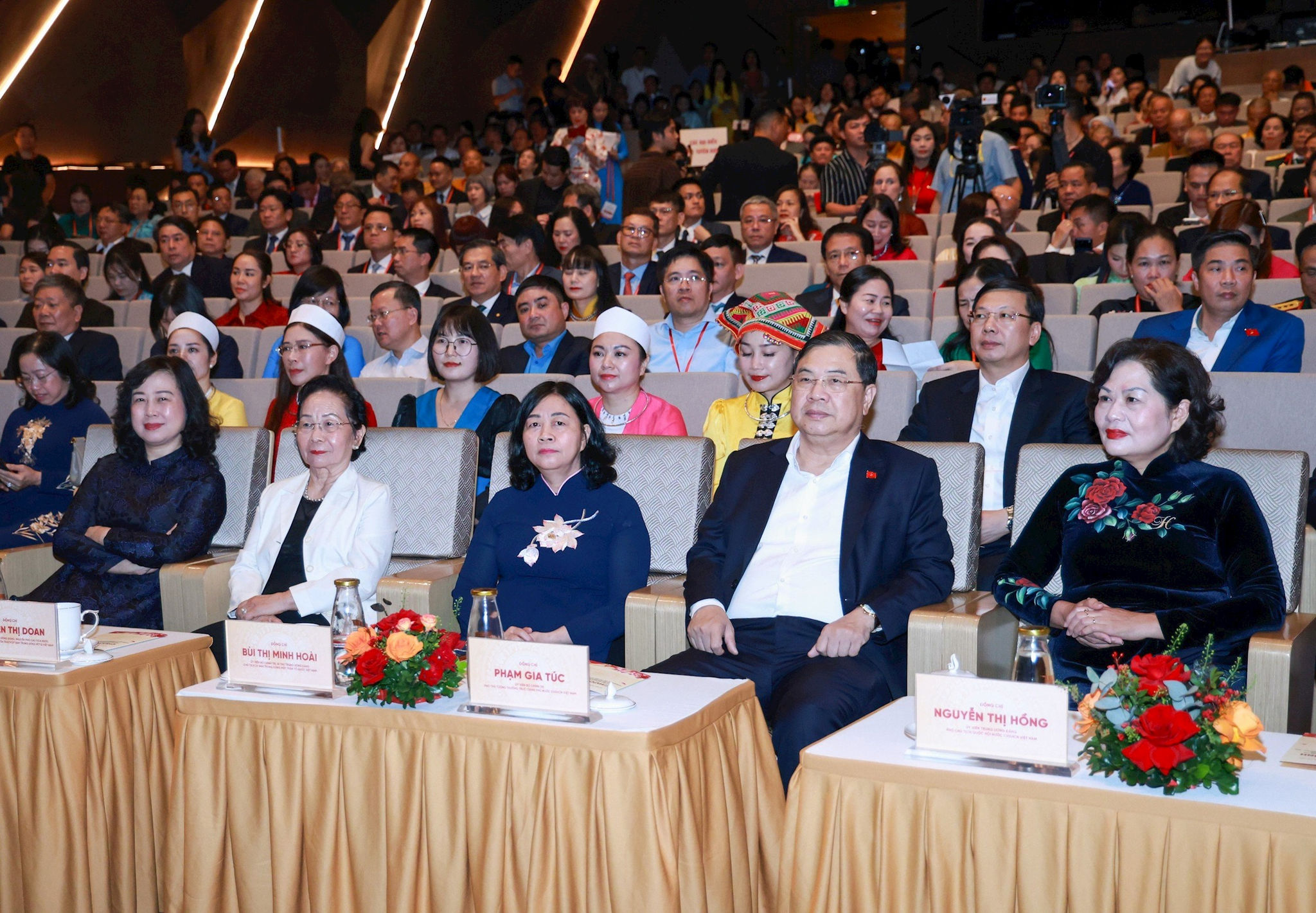 Phát động Tháng cao điểm “Vì người nghèo” năm 2026: “Đại đoàn kết - Lan tỏa tình dân tộc, nghĩa đồng bào”