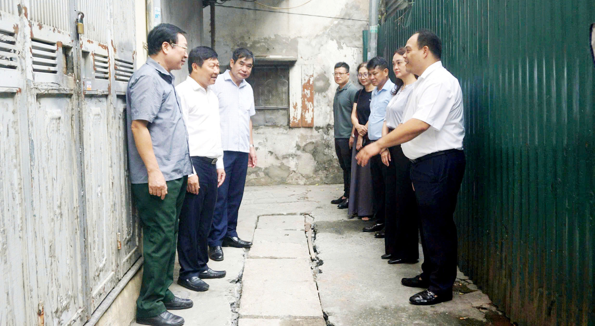 Nhân dân giám sát, cộng đồng thụ hưởng